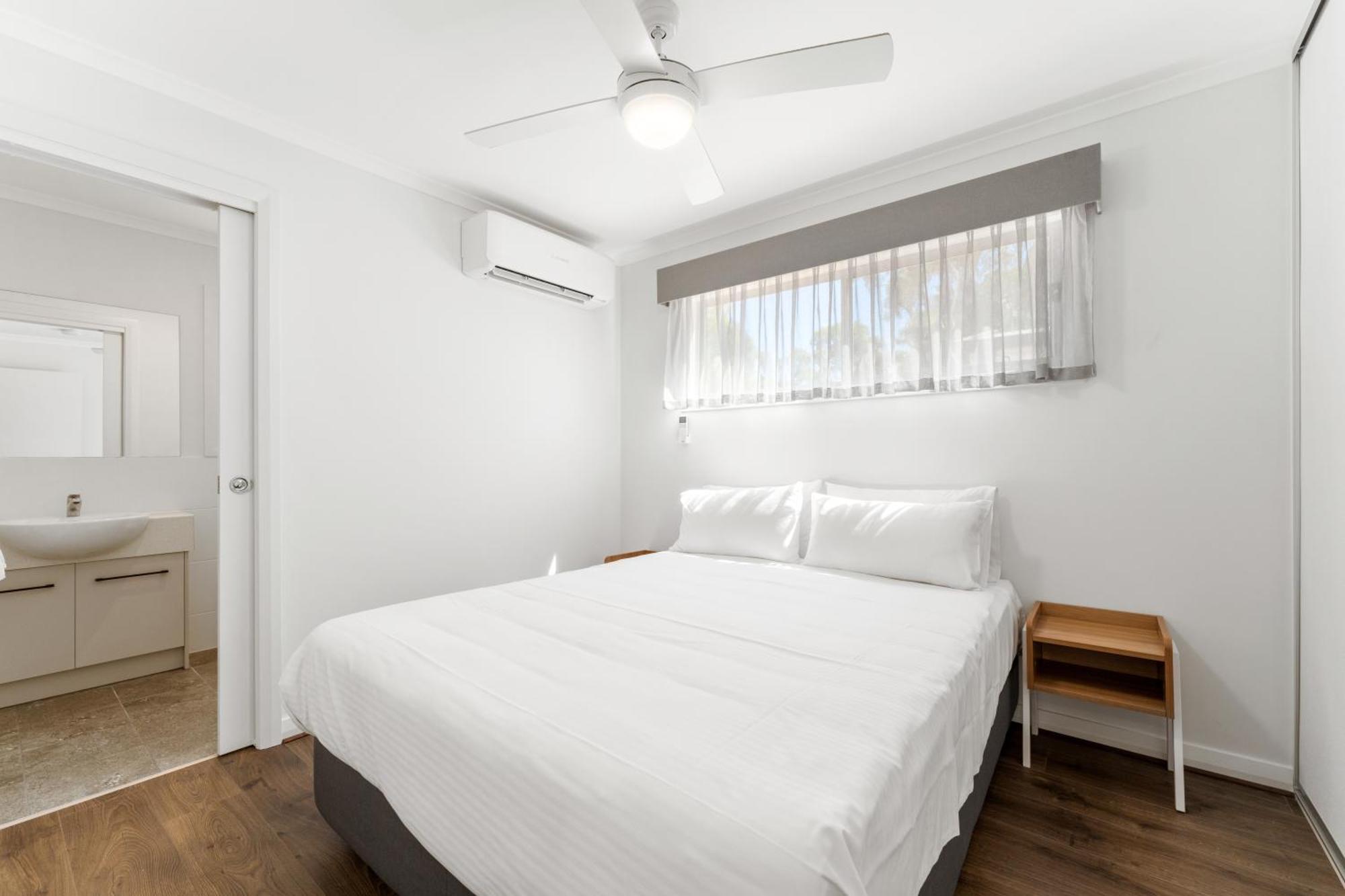 Riverbend Caravan Park Renmark Buitenkant foto