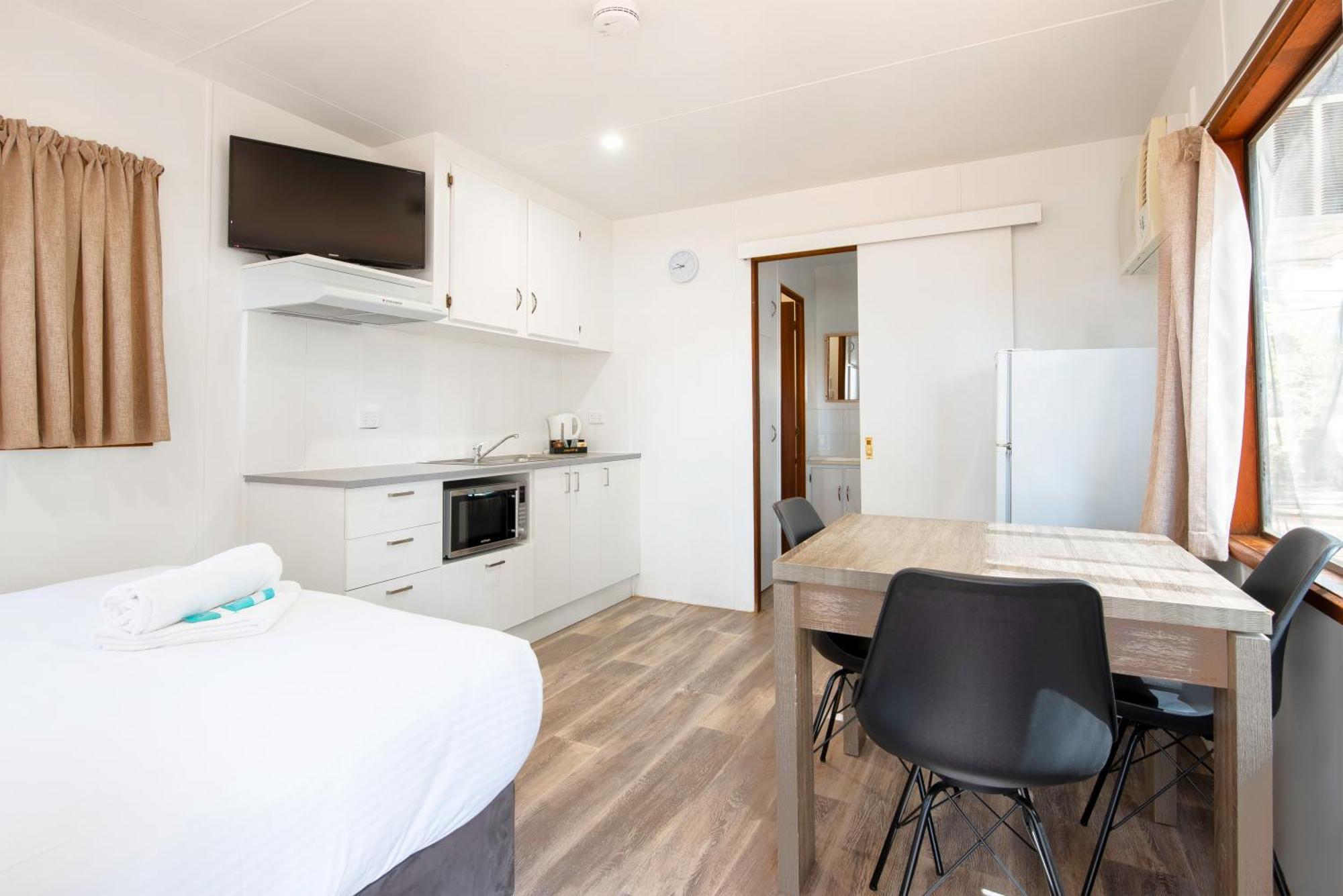 Riverbend Caravan Park Renmark Buitenkant foto