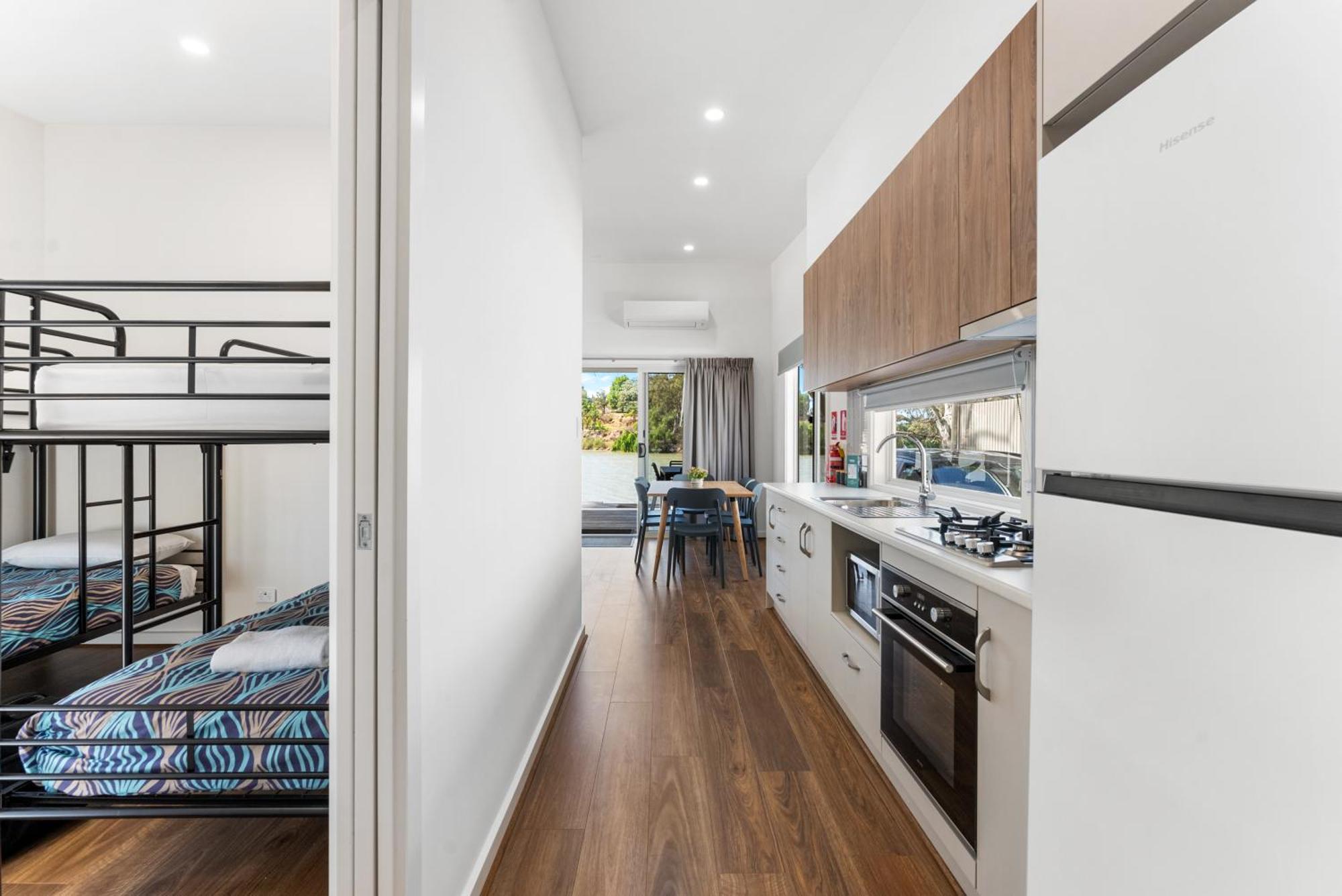 Riverbend Caravan Park Renmark Buitenkant foto