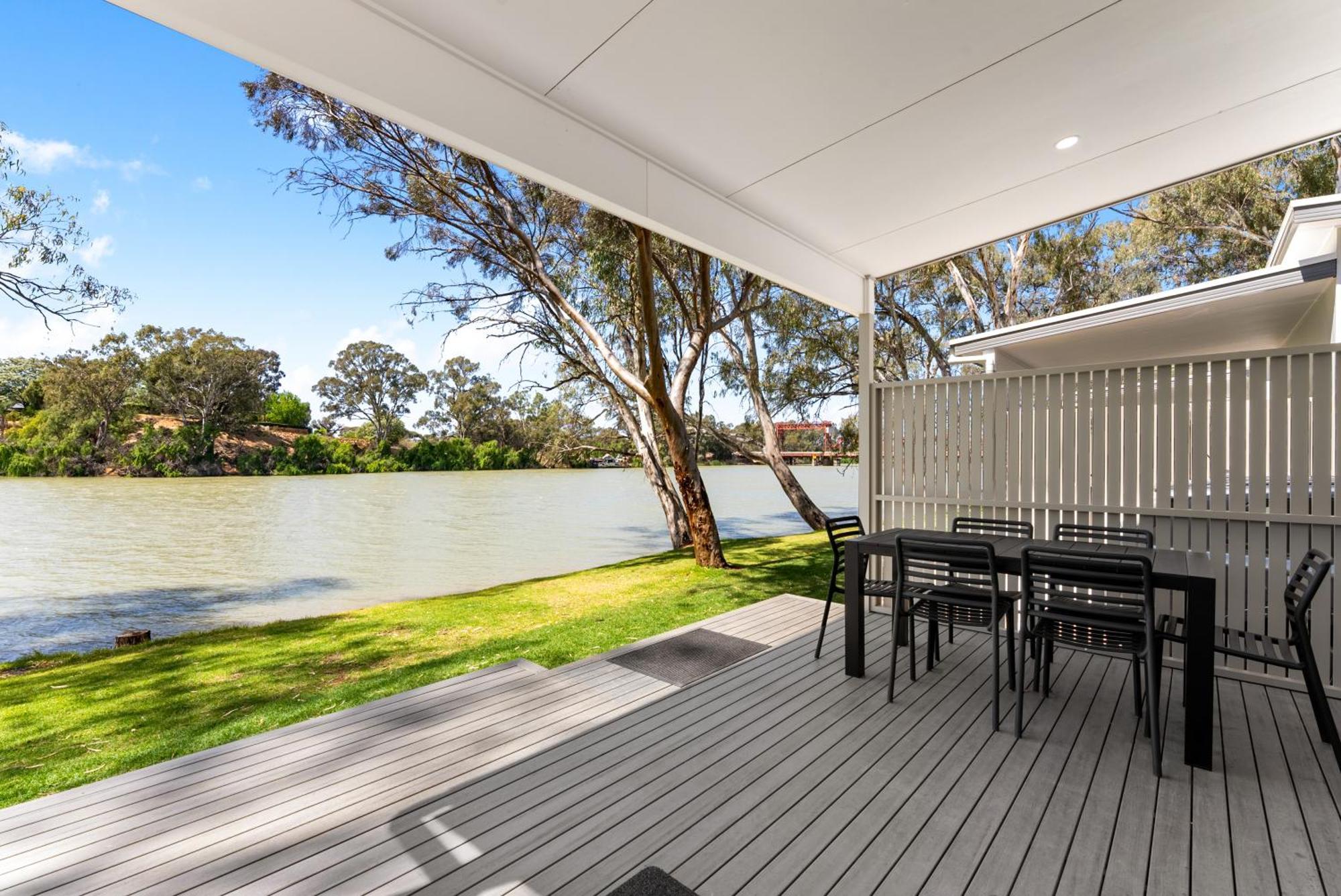 Riverbend Caravan Park Renmark Buitenkant foto